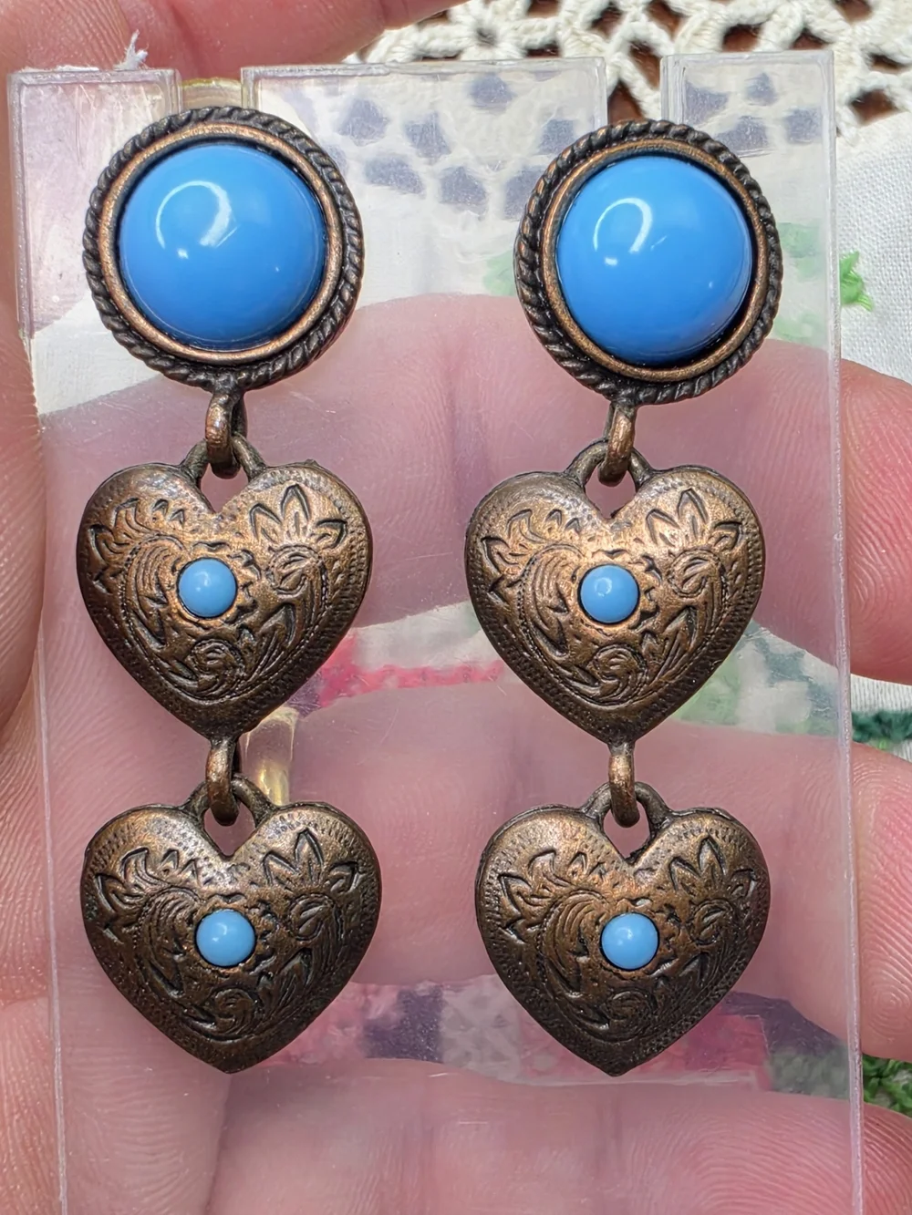 Vintage Western Turquoise Blue Lucite Heart 2